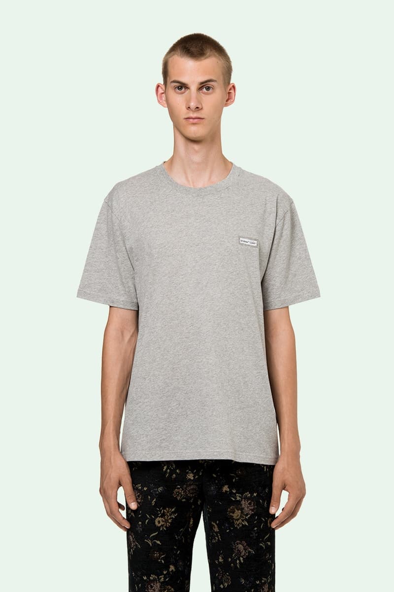 Off-White™️ よりおよそ55,000円の超高級3パックTシャツが登場 〈Prada〉や〈Maison Margiela〉よりもお高いそのTシャツのデザインとは？ オフホワイト Virgil Abloh