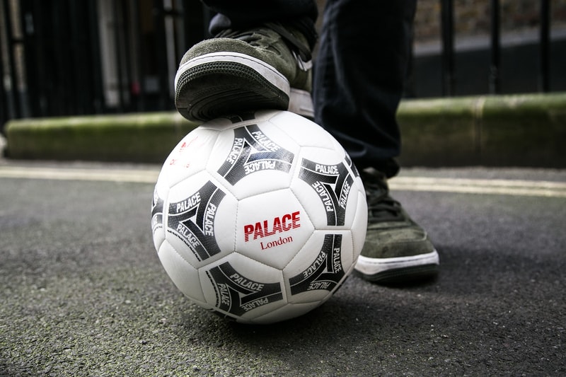 パレス アディダス 最新コラボアイテムのロンドンローンチの様子をルックバック palace adidas