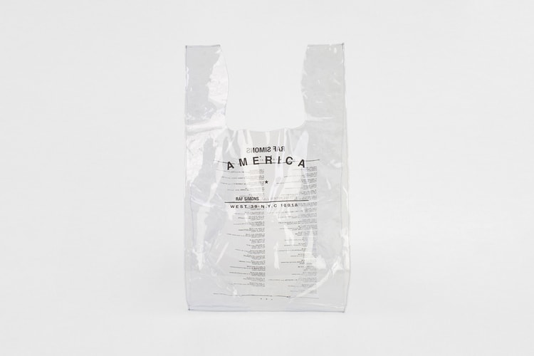 Raf Simons とベルリンの有名セレクトショップ Voo Store がタッグを組んだショッピングバッグが登場
