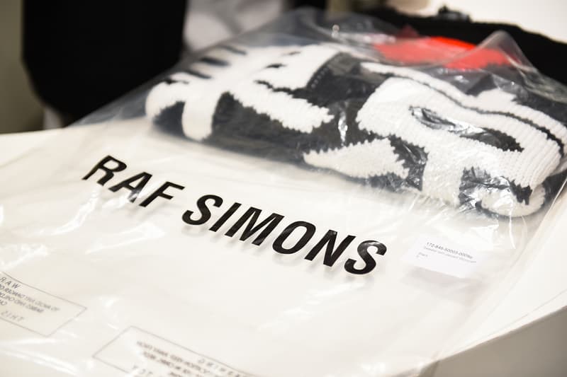 ラフ ・シモンズも駆けつけた Raf Simons x The Woolmark Company のコラボニット発売記念パーティーに潜入 『Dover Street Market Ginza』を“I LOVE 東京”で埋め尽くした一夜 ザ ウール カンパニー DSMG ドーバー 銀座 HYPEBEAST ハイプビースト