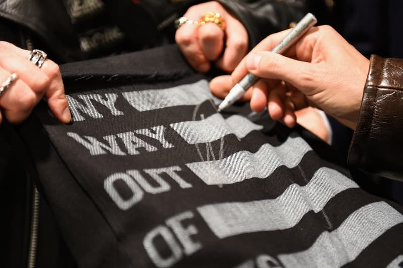 ラフ ・シモンズも駆けつけた Raf Simons x The Woolmark Company のコラボニット発売記念パーティーに潜入 『Dover Street Market Ginza』を“I LOVE 東京”で埋め尽くした一夜 ザ ウール カンパニー DSMG ドーバー 銀座 HYPEBEAST ハイプビースト