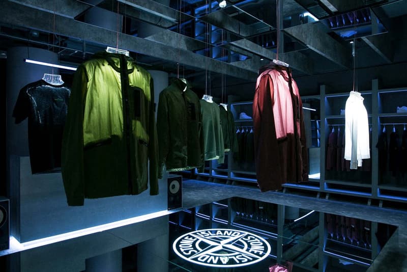 HBX 台湾にて現在開催中の Stone Island ポップアップストアの様子をお届け 3Mコンパスロゴを配したTシャツやナイロンジャケットなど、『HBX』別注アイテムも登場