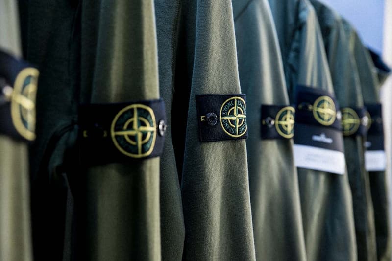 HBX 台湾にて現在開催中の Stone Island ポップアップストアの様子をお届け 3Mコンパスロゴを配したTシャツやナイロンジャケットなど、『HBX』別注アイテムも登場