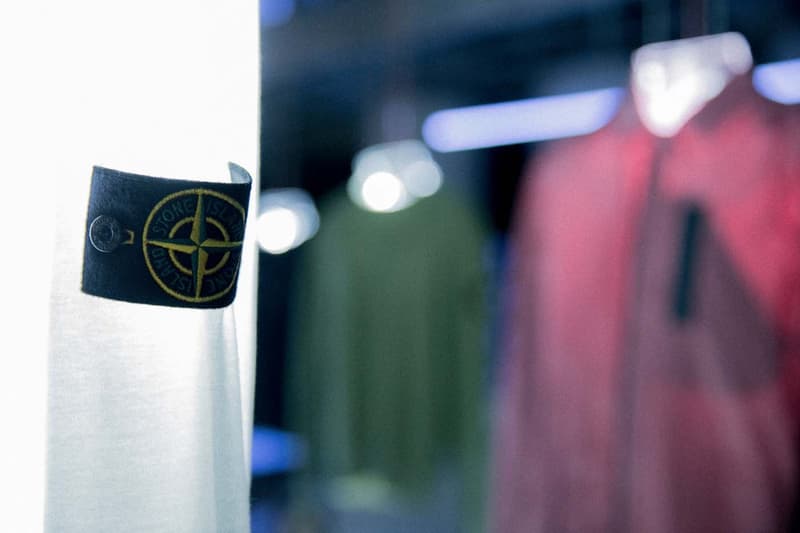 HBX 台湾にて現在開催中の Stone Island ポップアップストアの様子をお届け 3Mコンパスロゴを配したTシャツやナイロンジャケットなど、『HBX』別注アイテムも登場