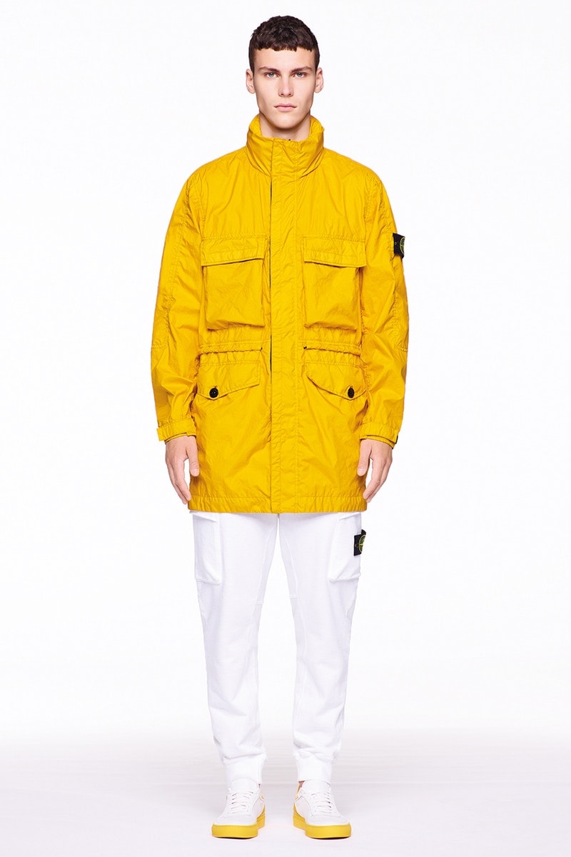 Stone Island よりミリタリーウェアに革新性を持たせた2018年春夏コレクションが登場 研ぎ澄まされたテクニックが光る新たなミリタリーウェアを堪能しよう Stone Island Supreme シュプリーム PORTER ポーター SNEEZE Magazine スニーズ マガジン HBX ストーンアイランド アリゲーター ジャケット ショーツ アノラックパーカ M-65 ベスト Business of Fashion HYPEBEAST ハイプビースト