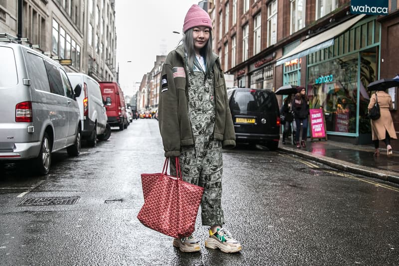 ボックスロゴフーディが登場した Supreme 2017年秋冬 #WEEK16 のフォトレポートがロンドンより到着 オリジナル屈指の人気を誇る注目アイテムの登場にストリートに溢れかえったヘッズたちのスタイリングも気合い十分