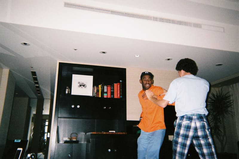 Back To Film：西海岸発 OFWGKTA の Taco が写ルンですで Tyler,The Creator らの東京ライフを激写 Tyler のライブ舞台裏から東京観光を楽しむ「OFWGKTA」クルーの素顔まで、リラックスムード溢れるフォトダイアリーに注目 MTV Video Music Award Yonkers Vans ヴァンズ Converse コンバース Tyler The Creator タイラー・ザ・クリエイター Pharrell Willams ファレル・ウィリアムス Kanye West カニエ・ウェスト Left Brain レフト・ブレイン L Boy エル・ボーイ Taco タコ Odd Future  HYPEBEAST ハイプビースト