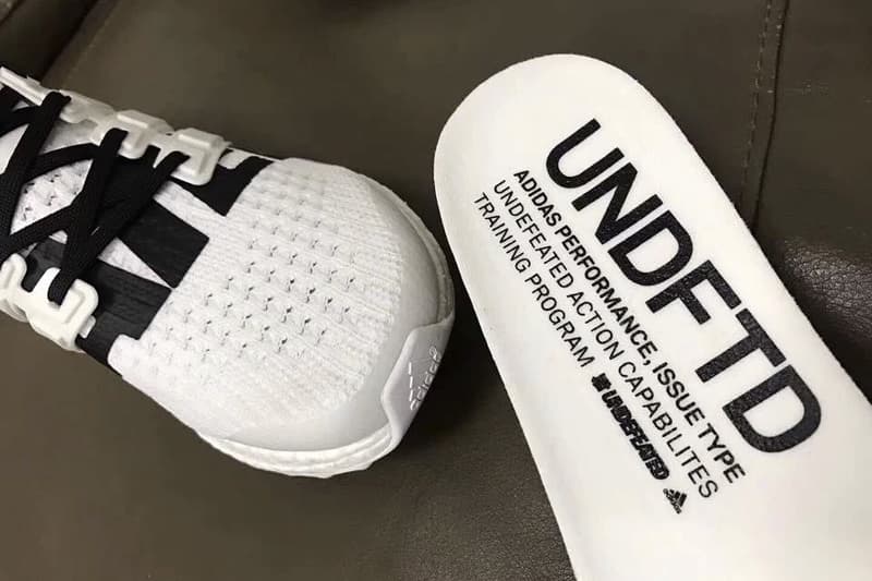 UNDEFEATED x adidas UltraBOOST が発売間近？ “UNDEFEATED”のブランディングを大々的に配したUltraBOOSTについて、リーク先は発売時期にも言及 UNDFTD アンディフィーテッド アディダス ウルトラブースト スニーカー ランニングシューズ コラボレーション リリース 発売日 取扱 Yeezy Mafia HYPEBEAST ハイプビースト