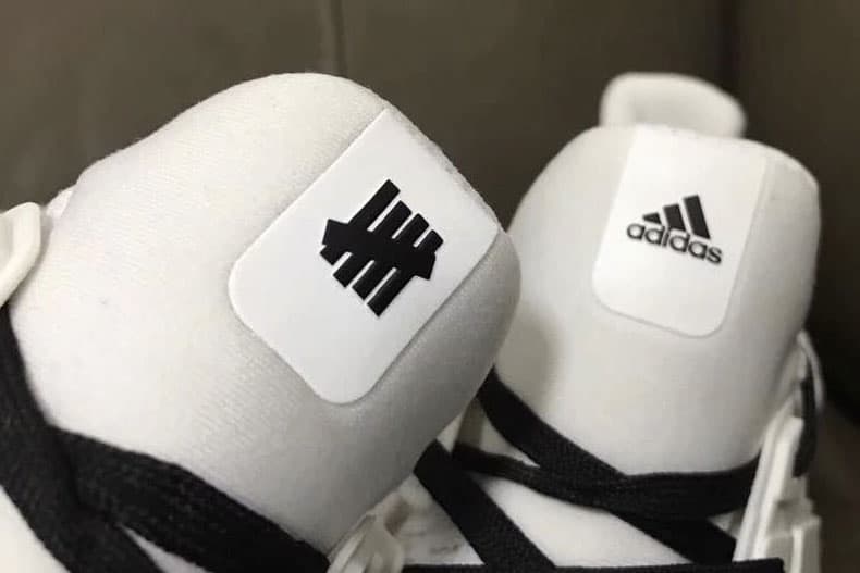UNDEFEATED x adidas UltraBOOST が発売間近? “UNDEFEATED”のブランディングを大々的に配したUltraBOOSTについて、リーク先は発売時期にも言及 UNDFTD アンディフィーテッド アディダス ウルトラブースト スニーカー ランニングシューズ コラボレーション リリース 発売日 取扱 Yeezy Mafia HYPEBEAST ハイプビースト
