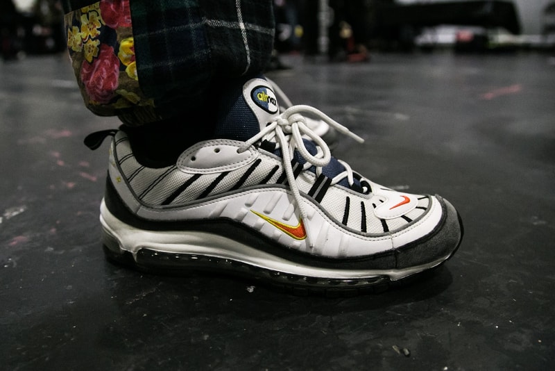 #OnFeet at London Sneaker Con 2017 現在、転売市場で200万円前後で取引されている“あのコラボモデル”の撮影にも成功 ロンドン スニーカーコン adidas アディダス YEEZY BOOST 350 Balenciaga バレンシアガ Triple S AF-100 Lunar Force 1 “ACRONYM ‘17” Pharrell ファレル Chanel シャネル adidas NMD HYPEBEAST ハイプビースト