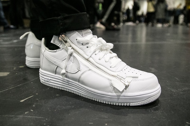 #OnFeet at London Sneaker Con 2017 現在、転売市場で200万円前後で取引されている“あのコラボモデル”の撮影にも成功 ロンドン スニーカーコン adidas アディダス YEEZY BOOST 350 Balenciaga バレンシアガ Triple S AF-100 Lunar Force 1 “ACRONYM ‘17” Pharrell ファレル Chanel シャネル adidas NMD HYPEBEAST ハイプビースト
