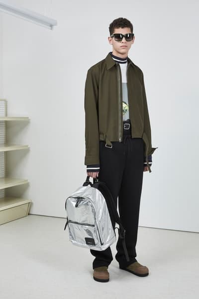 3.1 Phillip Lim よりフォーマルの中にも反骨心を随所に感じる2018年秋ルックブックが到着 丈感やグラフィックデザインでひと捻り加えたスタイリング術も必見 UGG®︎ アグ 3.1 Phillip Lim 3.1 フィリップ リム ダウンジャケット シャツ スウェットパーカ スラックス Romancing Reality 日常の中のロマンス HYPEBEAST ハイプビースト