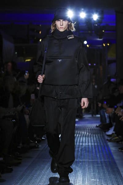 ポコノナイロンでルーツに立ち返るプラダの18年秋冬メンズコレクション Hypebeast Jp ポコノナイロンでルーツに立ち返るプラダの18年秋冬メンズコレクション Hypebeast Jp