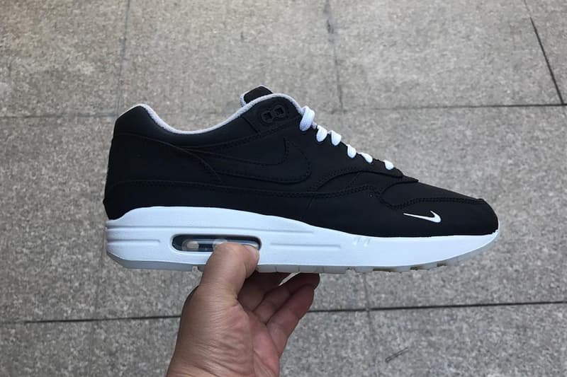Dover Street Market x Nike によるコラボ Air Max 1 と思われるビジュアルがリーク 見えないところにこだわりを付与したスマートな1足にヘッズたちも興味津々の模様 Nike ナイキ COMME des GARÇONS コム デ ギャルソン 川久保玲 コンセプトショップ Dover Street Market ドーバーストリートマーケット ＠dirtymoney Air Max 1 Air Max 98 HYPEBEAST ハイプビースト