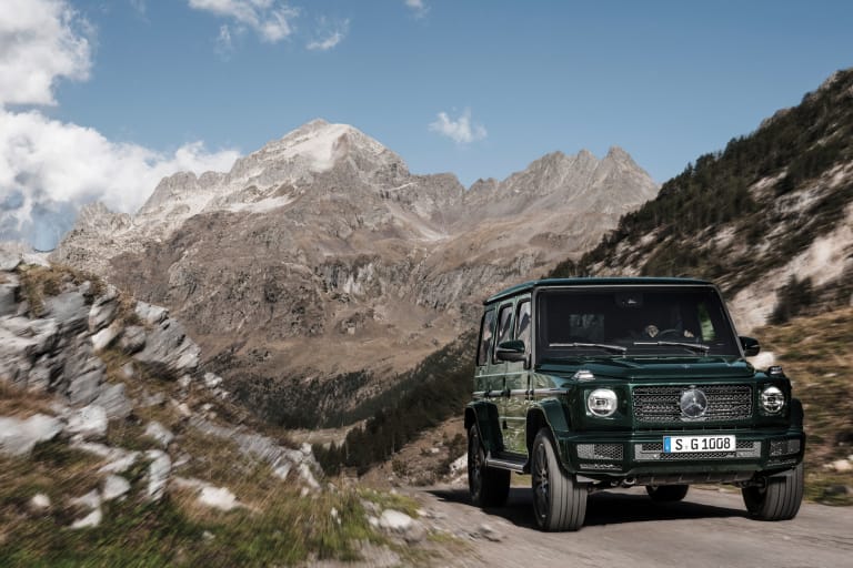 Mercedes-Benz よりファン待望の新型Gクラスの最終ティーザーイメージが登場