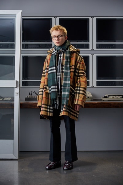 リュスクなストリートを提案する Gosha Rubchinskiy が Burberry & Levi's & Dr. Martens とのコラボアイテムを発表 ゴーシャ ラブチンスキー バーバリー リーバイス ドクター マーチン コラボ 2018年秋冬 2018aw autumn winter hypebeast