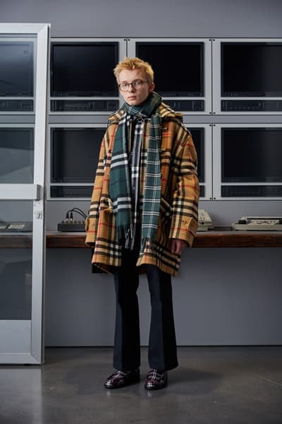 リュスクなストリートを提案する Gosha Rubchinskiy が Burberry & Levi's & Dr. Martens とのコラボアイテムを発表 ゴーシャ ラブチンスキー バーバリー リーバイス ドクター マーチン コラボ 2018年秋冬 2018aw autumn winter hypebeast