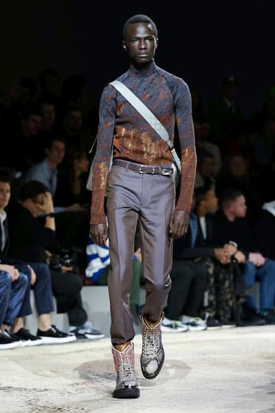 キム・ジョーンズの集大成を祝うべく伝説のモデルも登場した Louis Vuitton 2018年秋冬コレクション 天才デザイナーの有終の美を飾るケイト・モスとナオミ・キャンベルのランウェイ姿も必見 Louis Vuitton ルイ・ヴィトン メゾンブランド LV Kim Jones キム・ジョーンズ Supreme シュプリーム 藤原ヒロシ Kate Moss ケイト・モス Naomi Campbell ナオミ・キャンベル Marc Jacobs マーク・ジェイコブス HYPEBEAST ハイプビースト