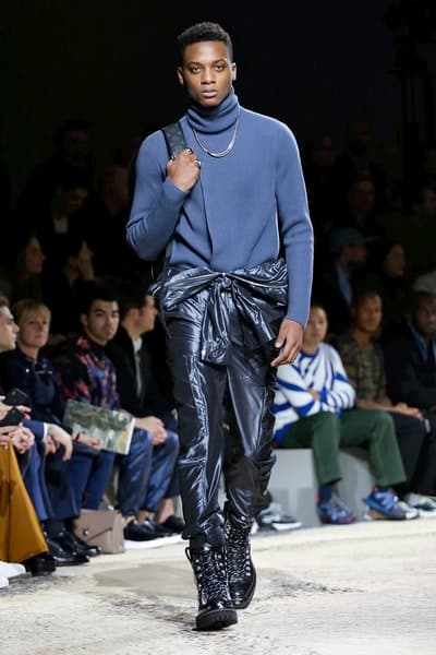 キム・ジョーンズの集大成を祝うべく伝説のモデルも登場した Louis Vuitton 2018年秋冬コレクション 天才デザイナーの有終の美を飾るケイト・モスとナオミ・キャンベルのランウェイ姿も必見 Louis Vuitton ルイ・ヴィトン メゾンブランド LV Kim Jones キム・ジョーンズ Supreme シュプリーム 藤原ヒロシ Kate Moss ケイト・モス Naomi Campbell ナオミ・キャンベル Marc Jacobs マーク・ジェイコブス HYPEBEAST ハイプビースト