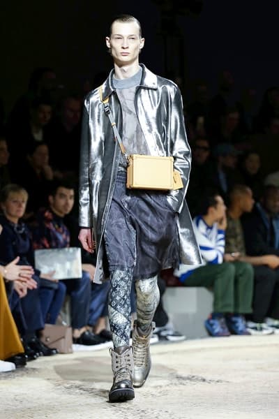 キム・ジョーンズの集大成を祝うべく伝説のモデルも登場した Louis Vuitton 2018年秋冬コレクション 天才デザイナーの有終の美を飾るケイト・モスとナオミ・キャンベルのランウェイ姿も必見 Louis Vuitton ルイ・ヴィトン メゾンブランド LV Kim Jones キム・ジョーンズ Supreme シュプリーム 藤原ヒロシ Kate Moss ケイト・モス Naomi Campbell ナオミ・キャンベル Marc Jacobs マーク・ジェイコブス HYPEBEAST ハイプビースト
