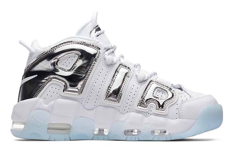 ロゴの主張強めな Nike Air More Uptempo の新作 “Chrome Blue” がリリース間近