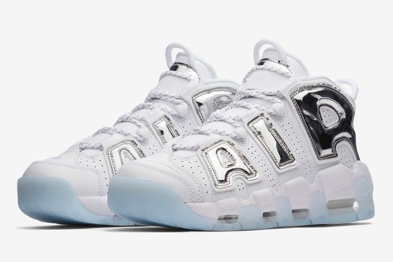 ロゴの主張強めな Nike Air More Uptempo の新作 “Chrome Blue” がリリース間近 サイドのAIRロゴをメタリックにメイクオーバーしたクリーンな一足が仲間入り ウィメンズ エア モア アップテンポ ナイキ スニーカー ピッペン 発売日 取り扱い リリース HYPEBEAST ハイプビースト