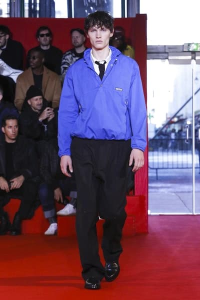 紳士服の概念を再解釈した Off-White™ 2018年秋冬コレクション ヴァージル・アブローが提案する、ストリート目線でのテーラードピースの落とし込み方