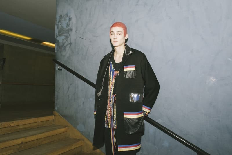 ダンスとファッションが調和した PIGALLE 2018年秋冬コレクションの舞台裏に潜入 ステファン・アシュプールの芸術性が垣間見えるアイテムとユニークな演出にクローズアップ Kim Jones キム・ジョーズ Acne Studios アクネ ストゥディオズ Stephane Ashpool ステファン・アシュプール PIGALLE ピガール Pain O ChoKolat パンオショコラ ミリタリージャケット 変形シャツ スケルトン Gジャン Nike ナイキ Air VaporMax HYPEBEAST ハイプビースト