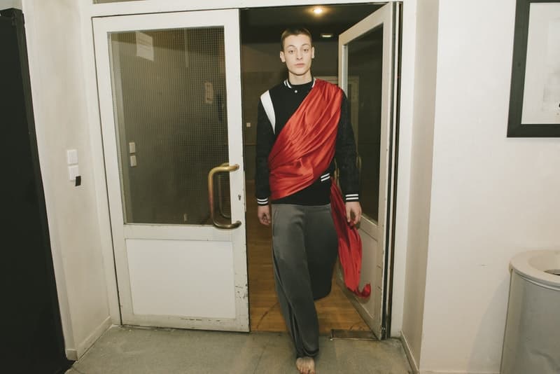 ダンスとファッションが調和した PIGALLE 2018年秋冬コレクションの舞台裏に潜入 ステファン・アシュプールの芸術性が垣間見えるアイテムとユニークな演出にクローズアップ Kim Jones キム・ジョーズ Acne Studios アクネ ストゥディオズ Stephane Ashpool ステファン・アシュプール PIGALLE ピガール Pain O ChoKolat パンオショコラ ミリタリージャケット 変形シャツ スケルトン Gジャン Nike ナイキ Air VaporMax HYPEBEAST ハイプビースト