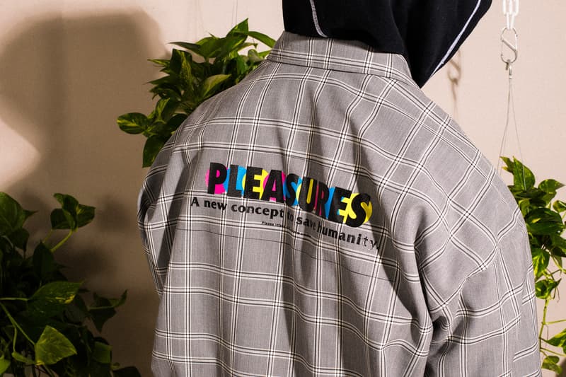 クラシカルなデザインをグラフィックで現代的に仕上げた PLEASURES x monkey time の最新カプセル コンセプトは1980年代末~90年代初頭にかけて音楽シーンに多大な影響を与えたエレクトロニカ プレジャーズ モンキータイム コラボレーション リリース 発売日 オンライン 取り扱い 通販 HYPEBEAST ハイプビースト ストリート