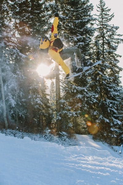 Ralph Lauren が90年代のスノボコレクションを彷彿とさせる限定 Polo Snow Beach Collections を発売 ラルフローレン