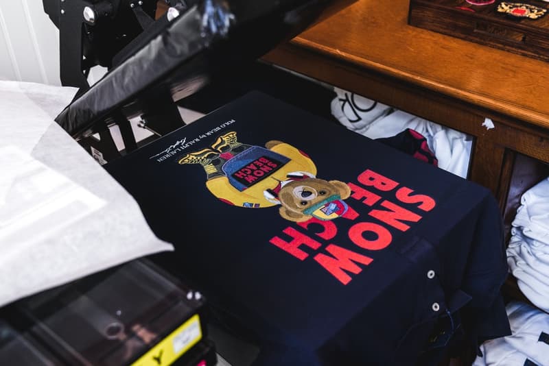 ニューヨークに舞い降りた Ralph Lauren “Polo Snow Beach Collections” ローンチの様子をお届け 記念すべきローンチ日に駆けつけたヒップホップ界の重鎮たちの姿もチェック アメリカントラッド Ralph Lauren ラルフ ローレン Polo Snow Beach Collections ポロ Polo Bear Just Blaze ジャスト・ブレイズ Raeknow レイクウォン HYPEBEAST ハイプビースト