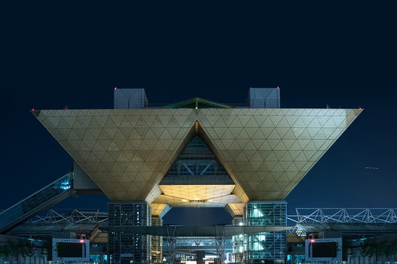 『ブレードランナー』の世界観で切り取られたSF感満載の景色 見慣れた夜の東京と著名建築に対して新たな視点をもたらす日本人必見のフォトセット 江戸東京博物館 フジテレビ 本社ビル スーパードライホール 東京ビッグサイト