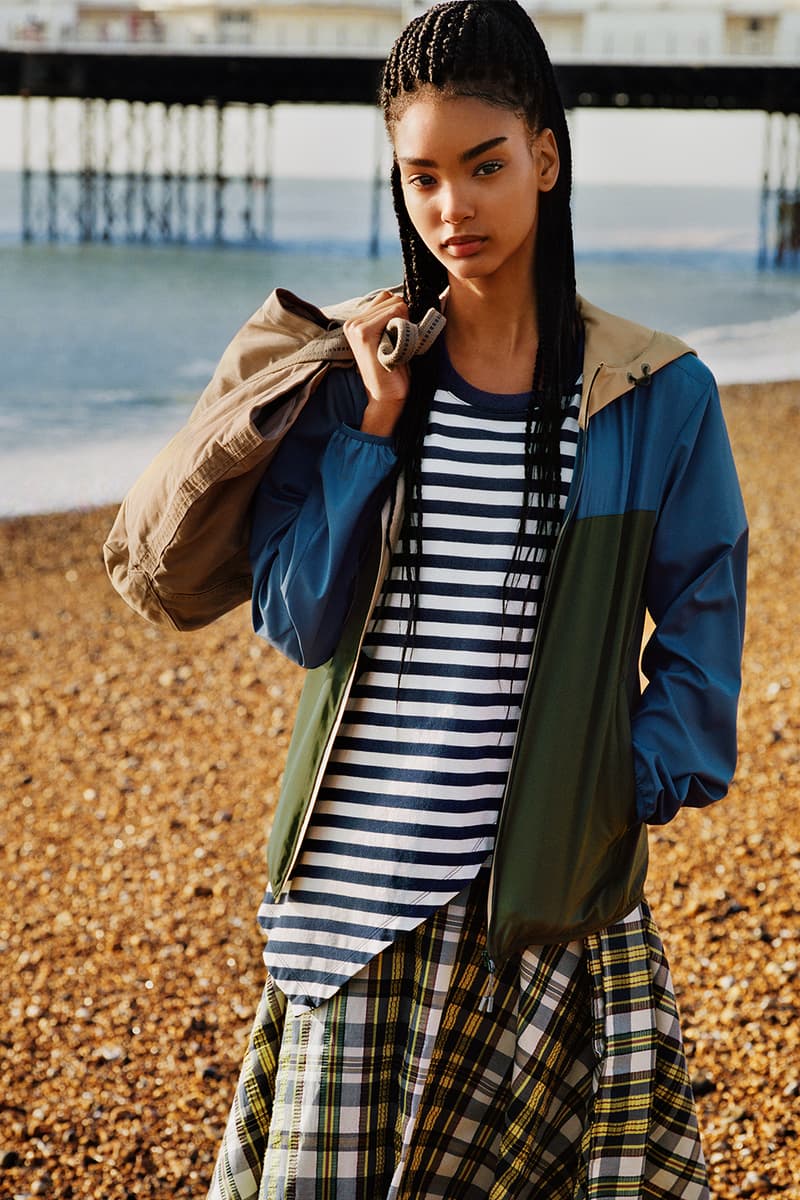 UNIQLO and JW ANDERSON より程よい抜け感を醸し出す2018年春夏ルックブック第1弾が到着 イギリス屈指のリゾート地から着想を得た汎用性抜群のカジュアルウェアが多数登場 Disney ディズニー Marimekko マリメッコ UNIQLO ユニクロ JW ANDERSON JW アンダーソン UNIQLO and JW ANDERSON Loewe ロエベ ジョナサン・アンダーソン シャツジャケット ボーダーTシャツ デニム地のバケットハット HYPEBEAST ハイプビースト
