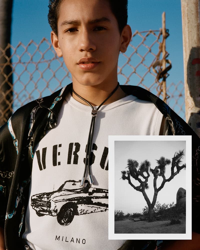 LAのストリートでキャスティングした地元の若者たちが自身の全てを表現する Versus Versace 2018年春夏キャンペーン 文化の限界値を押し上げるユース世代の自由なバイブスと反骨精神を投影したビジュアルから垣間見える〈Versus Versace〉のアティチュード 〈Versus Versace（ヴェルサスヴェルサーチ）〉より、Ben Toms（ベン・トムズ）が撮り下ろした2018年春夏のキャンペーンビジュアルが到着した。ロサンゼルスを横断しながら撮影を敢行した今季は、ストリートでキャスティングした地元の若者をモデルに起用。2017年秋冬からの続編となるこの“Sub Versus 2”では、文化の限界値を押し上げる革新者世代の若者たちの多様性に迫り、スケートパーク、ビーチや海沿いの遊歩道で自分自身の活動を主張しながら、連帯感の溢れたロードトリップを通して個性や反骨心のすべてを表現している。   ルールも存在しない、偏った判断も基準もない。ロサンゼルスは、今の〈Versace〉のアティチュードを具現化したような街である。そんな新たなクリエイティブ世代の現実を描いた2018年春夏キャンペーンは、上のフォトギャラリーをチェック。  あわせて、ミラノファッションウィークにてお披露目された2 Chainz（2 チェインズ）x〈Versace〉のコラボフットウェアもお見逃しなく。