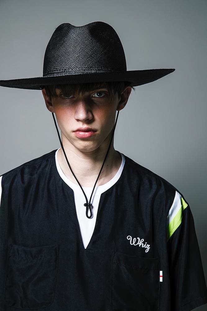 WHIZ LIMITED より独自の東京カルチャーを体現した2018年春夏ルックブックが到着 テーマは『スター・ウォーズ』を彷彿とさせる“Shadows Of The Empire（帝国の影）” mita sneakers ミタスニーカーズ 国井栄之 下野宏明 WHIZ LIMITED ウィズ リミテッド SF映画 スター・ウォーズ Shadows Of The Empire 帝国の影 ジャケット シャツ サッカーウェア Tシャツ HYPEBEAST ハイプビースト