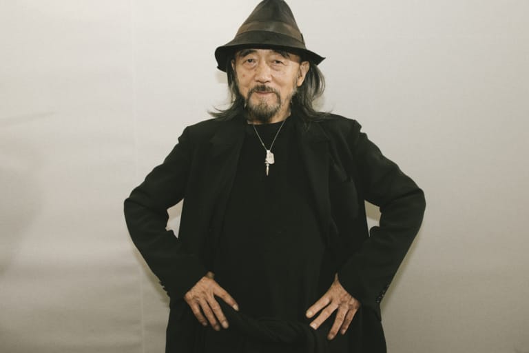 ハイテクスニーカーの先駆けとして注目を浴びる Y-3 2018年秋冬コレクションの舞台裏にクローズアップ