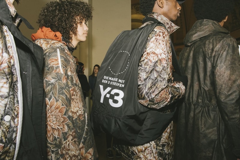 ハイテクスニーカーの先駆けとして注目を浴びる Y-3 2018年秋冬コレクションの舞台裏にクローズアップ NBAプレイヤーのジェームス・ハーデンとの新作コラボモデルBYW Bballもキャッチ 布の魔術師 山本耀司 adidas アディダス パリファッションウィーク Y-3 ワイスリー ハイテクスニーカー モード スポーツ フーディ ジャケット ダウンコート NBA James Harden ジェームス・ハーデン BYW Bball HYPEBEAST ハイプビースト