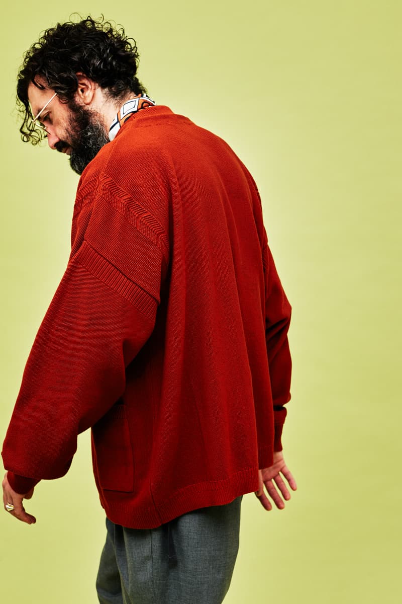 日本発のニットブランド YASHIKI より故郷の思い出に着想を得た2018年春夏ルックブックが到着 デザイナーの故郷の情景を職人技が光る編み地と豊富なカラーパレットで表現  栃木 YASHIKI ヤシキ HYPEBEAST ハイプビースト