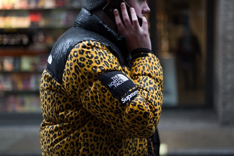 土砂降りをもろともしなかったロンドンの Supreme 2018年春夏 #WEEK1 をフォトレポート 欧州屈指のファッション都市に行列を作ったヘッズたちのお目当は……？