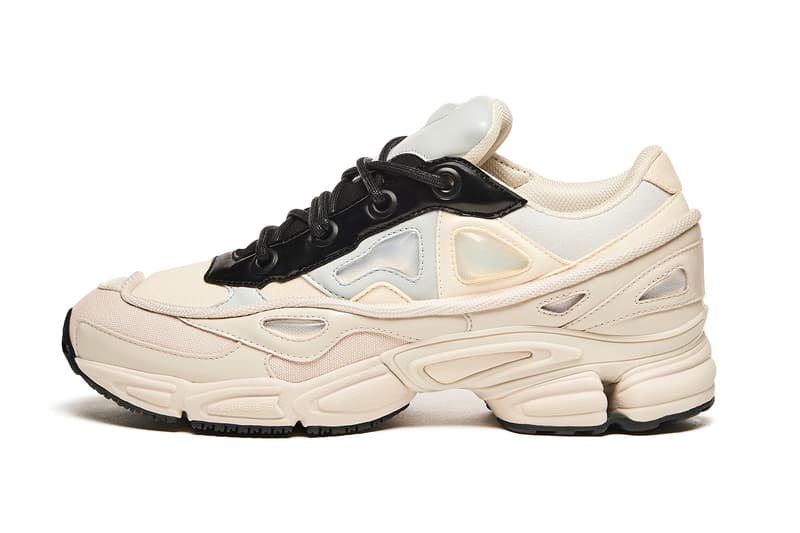 adidas by Raf Simons 2018年春夏フットウェアコレクションの全ラインアップが判明 定番スニーカーを現代的にアップデートした“ネオクラシック”な新作モデルが続々登場 ベルギー Raf Simons ラフ・シモンズ adidas アディダス コラボ10シーズン目 adidas by Raf Simons Ozweego III オズウィーゴ 3 Detroit Runner デトロイト ランナー Replicant Ozweego レプリカント オズウィーゴ 中国語のテキストグラフィック Spirit Low Asymmetrical Tongue スピリット ロー アシメトリカル タン Stan Smith スタンスミス Adilette Checkerboard アディレッタ チェッカーボード 全23型 store.y-3.com Nike ナイキ Air Force 270 John Elliott ジョン・エリオット NikeLab ナイキ ラボ