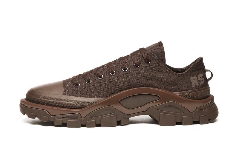 adidas by Raf Simons 2018年春夏フットウェアコレクションの全ラインアップが判明 定番スニーカーを現代的にアップデートした“ネオクラシック”な新作モデルが続々登場 ベルギー Raf Simons ラフ・シモンズ adidas アディダス コラボ10シーズン目 adidas by Raf Simons Ozweego III オズウィーゴ 3 Detroit Runner デトロイト ランナー Replicant Ozweego レプリカント オズウィーゴ 中国語のテキストグラフィック Spirit Low Asymmetrical Tongue スピリット ロー アシメトリカル タン Stan Smith スタンスミス Adilette Checkerboard アディレッタ チェッカーボード 全23型 store.y-3.com Nike ナイキ Air Force 270 John Elliott ジョン・エリオット NikeLab ナイキ ラボ