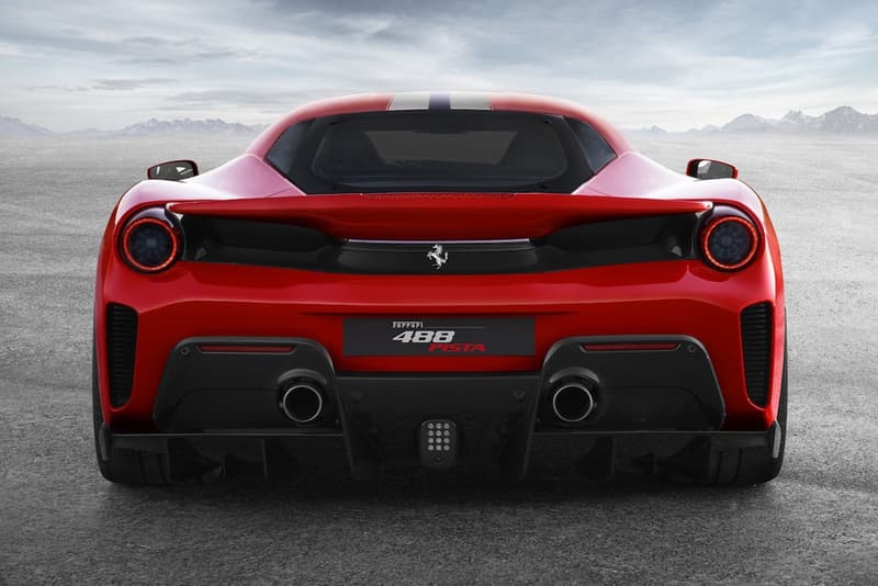 Ferrari が史上最強720馬力のV8エンジンを搭載した最新作 488 Pista を発表 「Ferrari」が培ってきた技術と男のロマンを集結させた革新的な1台が遂に誕生 オークション RMSotheby’s RMサザビーズ ドバイ Supreme シュプリーム Louis Vuitton ルイ・ヴィトン 改造カー Ferrari フェラーリ V型8気筒4.0リッターツインダーボ Ferrari 488 Pista 360 Challenge Stradale 360 チャレンジストラダーレ 58 Speciale 458 スペチアーレ 後継モデル V8 Berlinetta 488GTB V8 ベルリネッタ 488GTB エンジンカバー バンパー カーボンファイバー FDE フェラーリダイナミックエンハンサー Michelin ミシュラン Enzo Ferrari エンツォ・フェラーリ ジュネーブモーターショー2018 Mercedes-AMG メルセデスAMG 新型G63 HYPEBEAST ハイプビースト