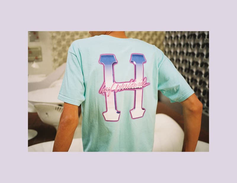 21世紀直前のミレニアム期をヒントにサブカルチャーのスピリットを継承した HUF の2018年春コレクション 10代が抱く幻想や懐旧の情をモータースポーツやカートゥーンなどのエレクトリックで躍動的なグラフィックで表現した必見の新シーズン 現代スケートレーベルの雄〈HUF（ハフ）〉が、2018年スプリングコレクションのルックブックを公開した。今季は21世紀直前のミレニアム期からインスピレーションを受け、“ELECTRIC DREAM”の名のもと当時のアメリカの社会文化や娯楽にスポットを当て、10代が抱く幻想や懐旧の情を表現。各アパレルにはヴィンテージミュージックの衝撃的な残像や、モータースポーツカルチャー、スペース・レーシング、カートゥーンなどといったエレクトリックで躍動的なグラフィックが、刺繍、グリタープリント、リフレクタープリントといったテクニカルな手法で落とし込まれている。また、フットウェアラインでは、定番化してきたアイコニックなスタイルにシーズンに合った素材や色、そしてテクノロジーを駆使しリフレッシュしたコレクションを展開。中でも、ピンクのピッグヌバックを使ったDYLAN SLIP ONは見逃し厳禁な一足だろう。  〈HUF〉の革新的なヴィジョンを通し、サブカルチャーのスピリットを継承した最新コレクションの世界観を是非、上のフォトギャラリーから体感してみてはいかがだろうか。また、『UNITED ARROWS & SONS』や〈NEXUSVII.（ネクサスセブン）〉、道玄坂エリアにあるレコードバー『JBS』など、日本でも手広くプロジェクトを展開するブランドだけに、Keith Hufnagel（キース・ハフナゲル）の新たな国内展開にも期待したいところだ。 HYPEBEAST ハイプビースト