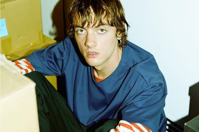 ID DAILYWEAR より春らしい色使いにも注目の2018年春夏ルックブックが登場