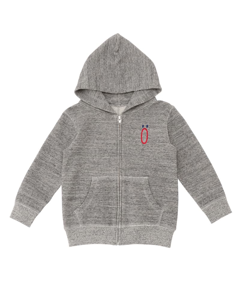 MASAH ＆ 今宿麻美夫妻が仕掛ける家族型セレクトショップ『IN THE HOUSE』が『伊勢丹』で復活 『the POOL aoyama』の閉店後、音沙汰のなかった『IN THE HOUSE』が『伊勢丹 新宿店』で復活する。『IN THE HOUSE』はスタイリストMASAHとモデル今宿麻美夫妻が展開する家族で楽しめるセレクトショップ。今回は『IN THE HOUSE』のオリジナルアイテムをはじめ、『HYPEBEAST』読者にも馴染み深いブランドが多数参加。注目アイテムは〈NEIGHBORHOOD ONE THIRD（ネイバーフッド ワン サード）〉のペダルなし自転車、〈F.C.Real Bristol（エフシー レアル ブリストル）〉のユニフォームセット、〈FACETASM（ファセッタズム）〉のMA-1、〈N.HOOLYWOOD（N.ハリウッド）〉のジップアップパーカなど。また、『IN THE HOUSE』のオリジナルコレクションも購買意欲を駆り立てる構成で、その他にも〈UNDERCOVER（アンダーカバー）〉、〈MARNI（マルニ）〉、〈THE NORTH FACE（ザ・ノース・フェイス）〉、〈POLO RALPH LAUREN（ポロ ラルフ ローレン）〉といったブランドがストックされている。  初のキッズコレクションを展開するブランドも多いだけに、お子さんのいるご家族はお財布の紐が緩んでしまうこと間違いなし。『伊勢丹 新宿店』本館6階の常設ショップオープンに先駆けて、同館および『大阪ルクアイーレ』4階の“ザ・ステージ”ではポップアップ形式の先行イベントを開催。会期は以下のとおりなので、是非スケジュールと照らし合わせて足を運んで見てはいかがだろうか。