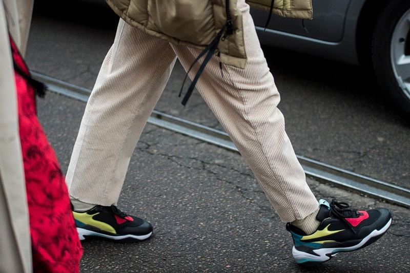 Streetsnaps：Milan Fashion Week Fall/Winter 2018 オフランウェイはストリート x ラグジュアリーの教科書かのごとく華やかな雰囲気