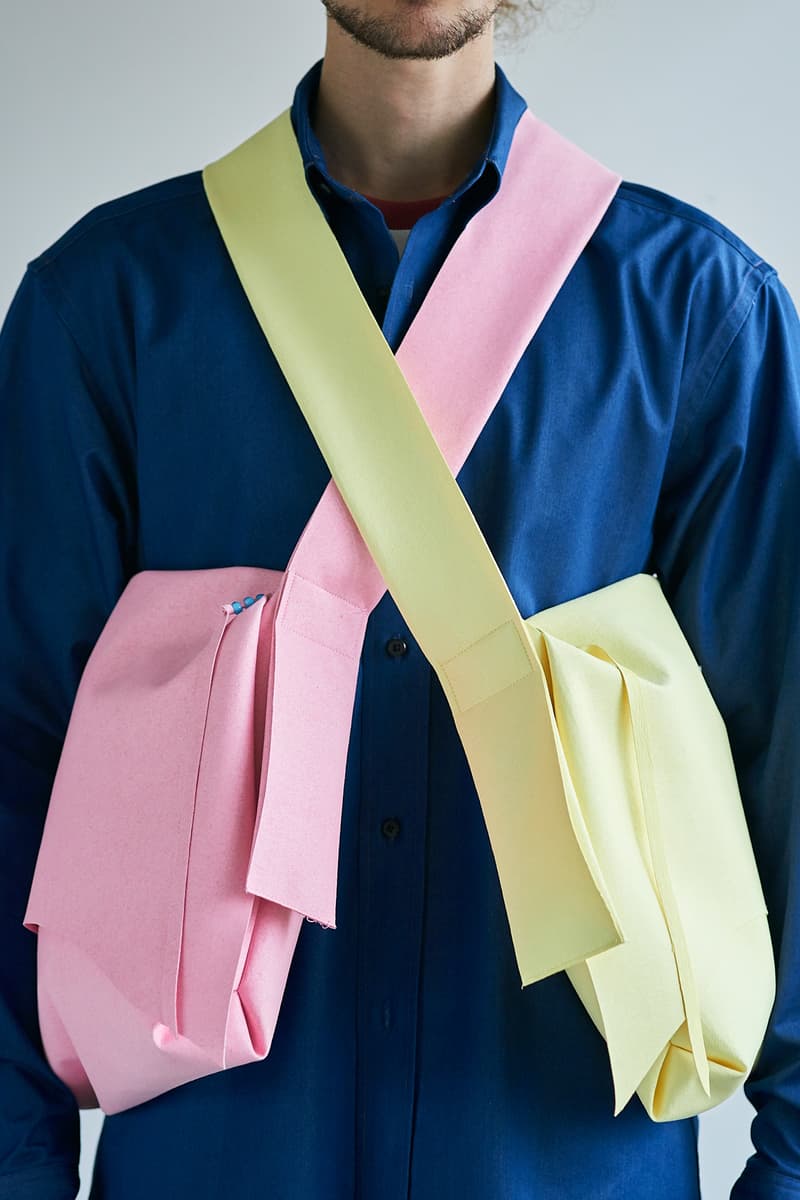 “イイものはイイ”をコンセプトに掲げる玄人好みの新ブランド NICENESS が始動 niceness [náɪsnəs]：良さ、心地よさ、精密さ、気難しさ、素晴らしい品質、礼儀正しい態度 〈salvy;（サヴィー）〉を筆頭にこれまで国内外の名だたるブランドで手腕を奮ってきたデザイナー、郷裕一がよりパーソナルな趣向を反映させた新ブランド〈NICENESS（ナイスネス）〉を立ち上げた。  “Just good is good（イイものはイイ）”をコンセプトに掲げる同ブランドの1stコレクションでは、某メゾンブランドへ素材提供を行っていたワイルドシルク（野生の蚕）を扱う生地デザイナーの協力のもと、表情豊かなシルク100%のデニムを中心に、70年代のウッドストックの少しサイケデリックな雰囲気を取り入れている。また、シルク混のインディゴデニムシャツにはあえてワークウェアの象徴でもある金茶色でステッチを施し、ドレスシャツのような繊細な仕立てで従来とは異なる表情を生み出すことに成功。加えて、コバ塗のベルトは〈Levi’s（リーバイス）〉に別注を依頼したもので、コレクション全体にポップな遊び心を加える逸品だ。  世界各地でこれまでに生まれたデザイン、アート、ムーブメントに関する感性、そして 様々な国や地域で生み出されている生地や素材などを現代的なアプローチで組み合わせ、“良い気分になれるファッション”を提供する〈NICENESS〉。デビューシーズンにも関わらず、すでに『International Gallery BEAMS』や『L’ECHOPPE』といった玄人好みの実力派セレクトシにストックされているようなので、気になる方は足を運んでみてはいかがだろうか。