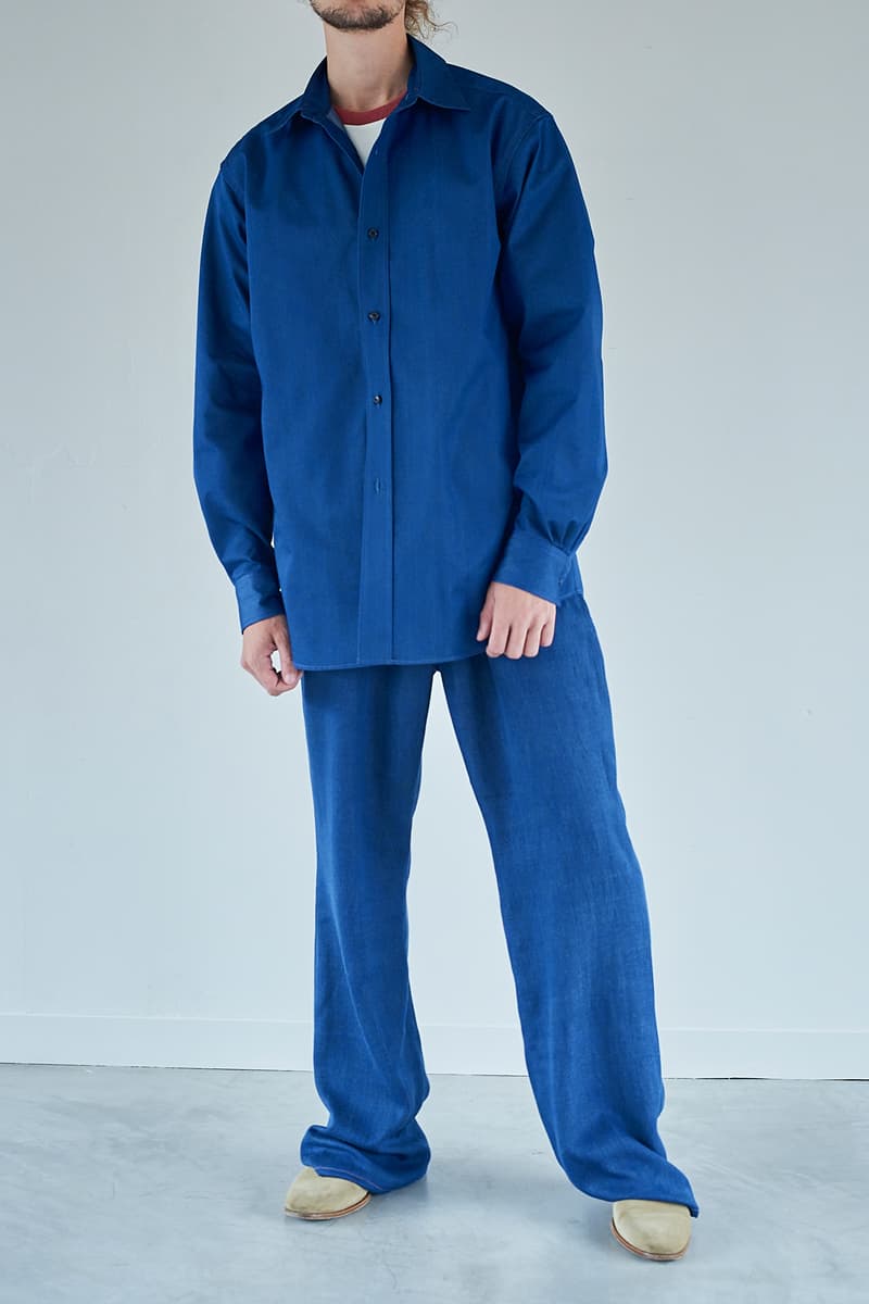 “イイものはイイ”をコンセプトに掲げる玄人好みの新ブランド NICENESS が始動 niceness [náɪsnəs]：良さ、心地よさ、精密さ、気難しさ、素晴らしい品質、礼儀正しい態度 〈salvy;（サヴィー）〉を筆頭にこれまで国内外の名だたるブランドで手腕を奮ってきたデザイナー、郷裕一がよりパーソナルな趣向を反映させた新ブランド〈NICENESS（ナイスネス）〉を立ち上げた。  “Just good is good（イイものはイイ）”をコンセプトに掲げる同ブランドの1stコレクションでは、某メゾンブランドへ素材提供を行っていたワイルドシルク（野生の蚕）を扱う生地デザイナーの協力のもと、表情豊かなシルク100%のデニムを中心に、70年代のウッドストックの少しサイケデリックな雰囲気を取り入れている。また、シルク混のインディゴデニムシャツにはあえてワークウェアの象徴でもある金茶色でステッチを施し、ドレスシャツのような繊細な仕立てで従来とは異なる表情を生み出すことに成功。加えて、コバ塗のベルトは〈Levi’s（リーバイス）〉に別注を依頼したもので、コレクション全体にポップな遊び心を加える逸品だ。  世界各地でこれまでに生まれたデザイン、アート、ムーブメントに関する感性、そして 様々な国や地域で生み出されている生地や素材などを現代的なアプローチで組み合わせ、“良い気分になれるファッション”を提供する〈NICENESS〉。デビューシーズンにも関わらず、すでに『International Gallery BEAMS』や『L’ECHOPPE』といった玄人好みの実力派セレクトシにストックされているようなので、気になる方は足を運んでみてはいかがだろうか。