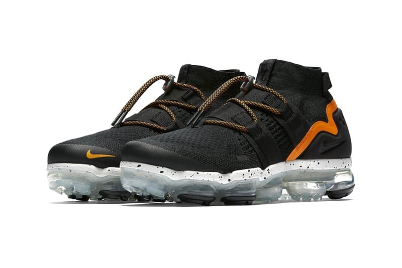 Nike よりアクティブな印象を放つ Air VaporMax Utility 新作モデル “Orange Peel” が登場 〈Nike〉の未来を担う次世代ハイブリットフットウェアの気になる発売日は…… Maximum Black HyperAdapt 1.0 Air VaporMax Plus Nike ナイキ Air VaporMax Utility Flyknitアッパー Nike ACG Pocket Knife DM トグル付きドローコード College Navy スペックル オレンジ Air VaporMax Utility“Orange Peel” NIKE.COM PIGALLE ピガール 2018年秋冬コレクション HYPEBEAST ハイプビースト
